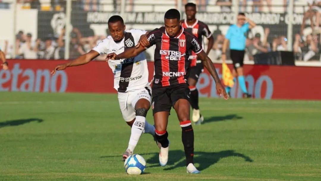 Ponte Preta e Botafogo-SP em jogo da Série B