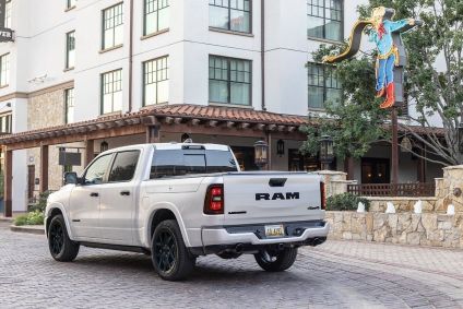 Ram 1500 Laramie Night Edition