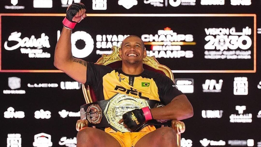 Renan Ferreira, o Problema enfrenta Francis Ngannou na PFL esse sábado (19)
