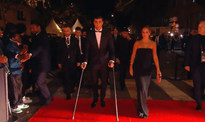 Bola de Ouro comete gafe e troca Rodri por companheiro de Manchester City