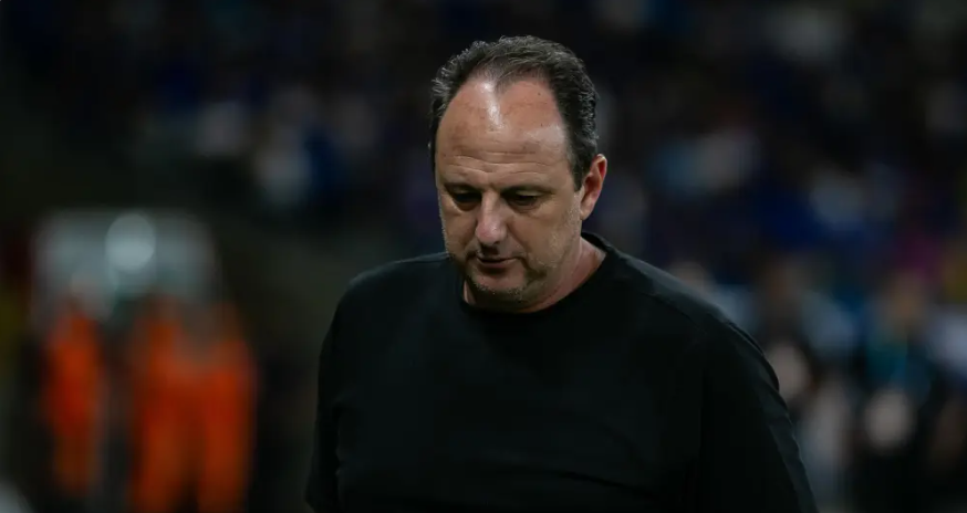 Rogério Ceni, técnico do Bahia, durante partida contra o Cruzeiro