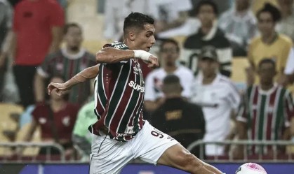 Serna pode desfalcar o Fluminense no clássico diante do Flamengo, no dia 17