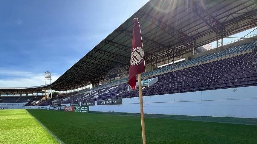 Arena Fonte Luminosa, casa da Ferroviária