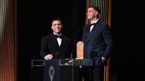 Dibu Martínez, é eleito o melhor goleiro do mundo