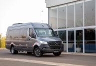 Nova van Mercedes Sprinter ganha mais equipamentos; confira detalhes