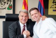 Szczesny deixa a aposentadoria e reforça Barcelona