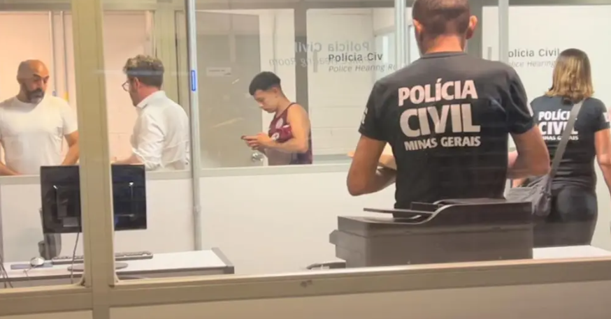 Torcedor é preso por gestos racistas no Mineirão