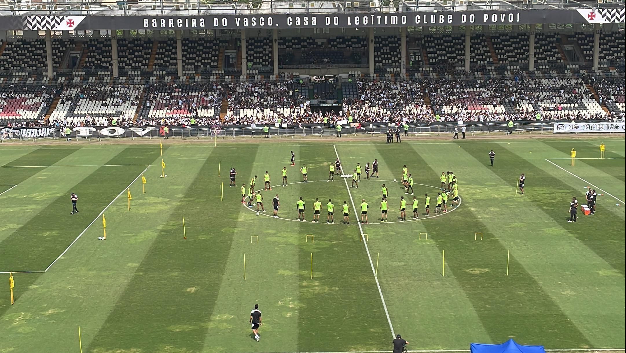 Treino aberto do Vasco, em São Januário