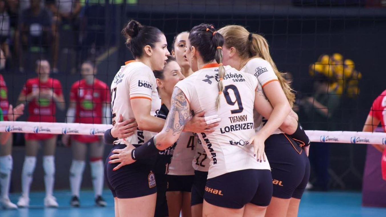 Osasco enfrenta o Fluminense na Superliga Feminina