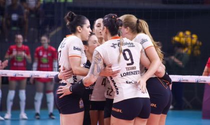 Osasco enfrenta o Fluminense na Superliga Feminina