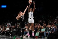 Liberty se recupera em segundo jogo e empata as finais da WNBA contra o Lynx