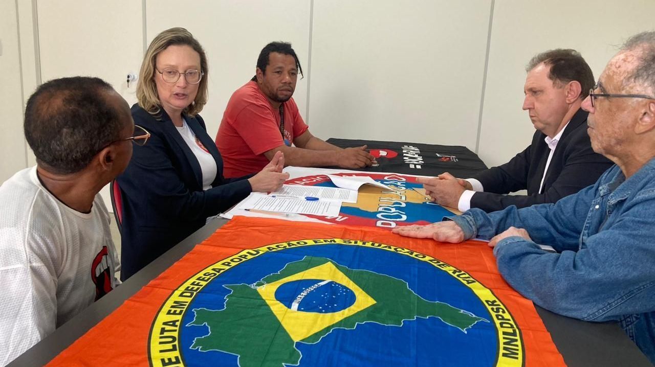 Maria do Rosário assinou diversas cartas firmando compromissos com entidades e setores da sociedade civil • Divulgação