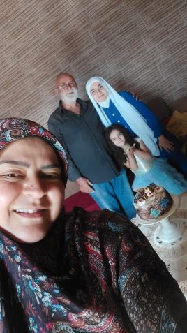 Família de Sônia Luzia da Silva está abrigada num apartamento com mais de 30 pessoas • Arquivo pessoal