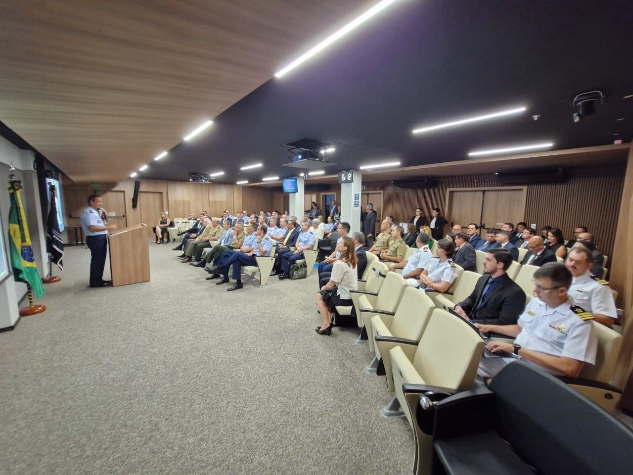 Teve início nesta terça-feira (8), na Escola Nacional de Formação e Aperfeiçoamento de Magistrados da Justiça Militar da União (Enajum), o seminário sobre a Lei do Abate. • Escola Nacional de Formação e Aperfeiçoamento de Magistrados da Justiça Militar da União (Enajum)