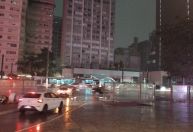 São Paulo em estado de atenção devido às fortes chuvas; três mortes confirmadas