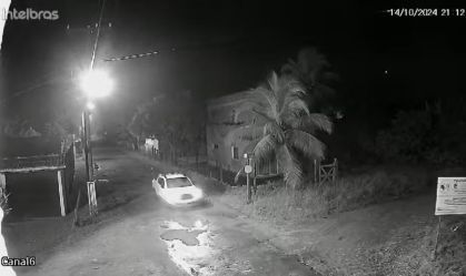 Carro da família foi usado pelos criminosos para a fuga
