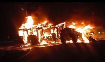 Acidente entre caminhão e ônibus deixa mortos e feridos em Franco da Rocha