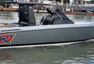 Banhista morre após ser atropelado por lancha em Balneário Camboriú (SC)