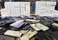 Polícia prende dupla por contrabando de carga milionária de celulares no Paraná