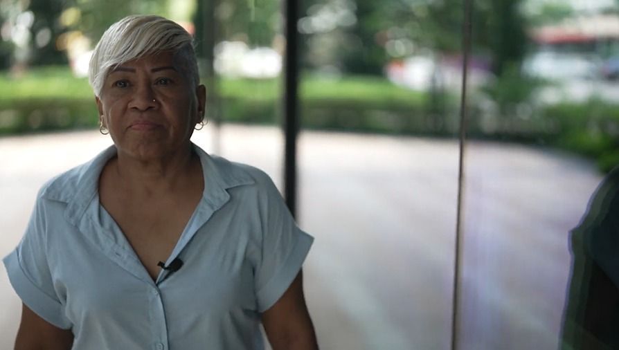 Halinda tem entrado e saído da prisão várias vezes por crimes relacionados a drogas em Singapura. • Tom Booth/CNN