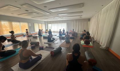 Imagem de destaque do post: Hot Yoga realmente ajuda a perder de peso? Veja indicações e benefícios