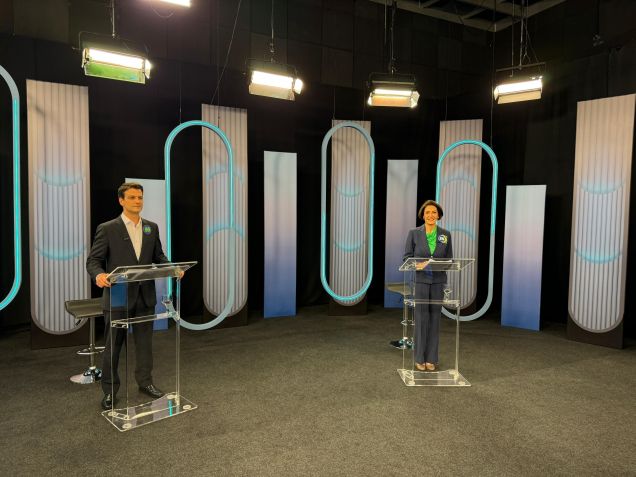 Eduardo Pimentel e Cristina Graeml debateram em Curitiba • Foto: Lana Seganfredo