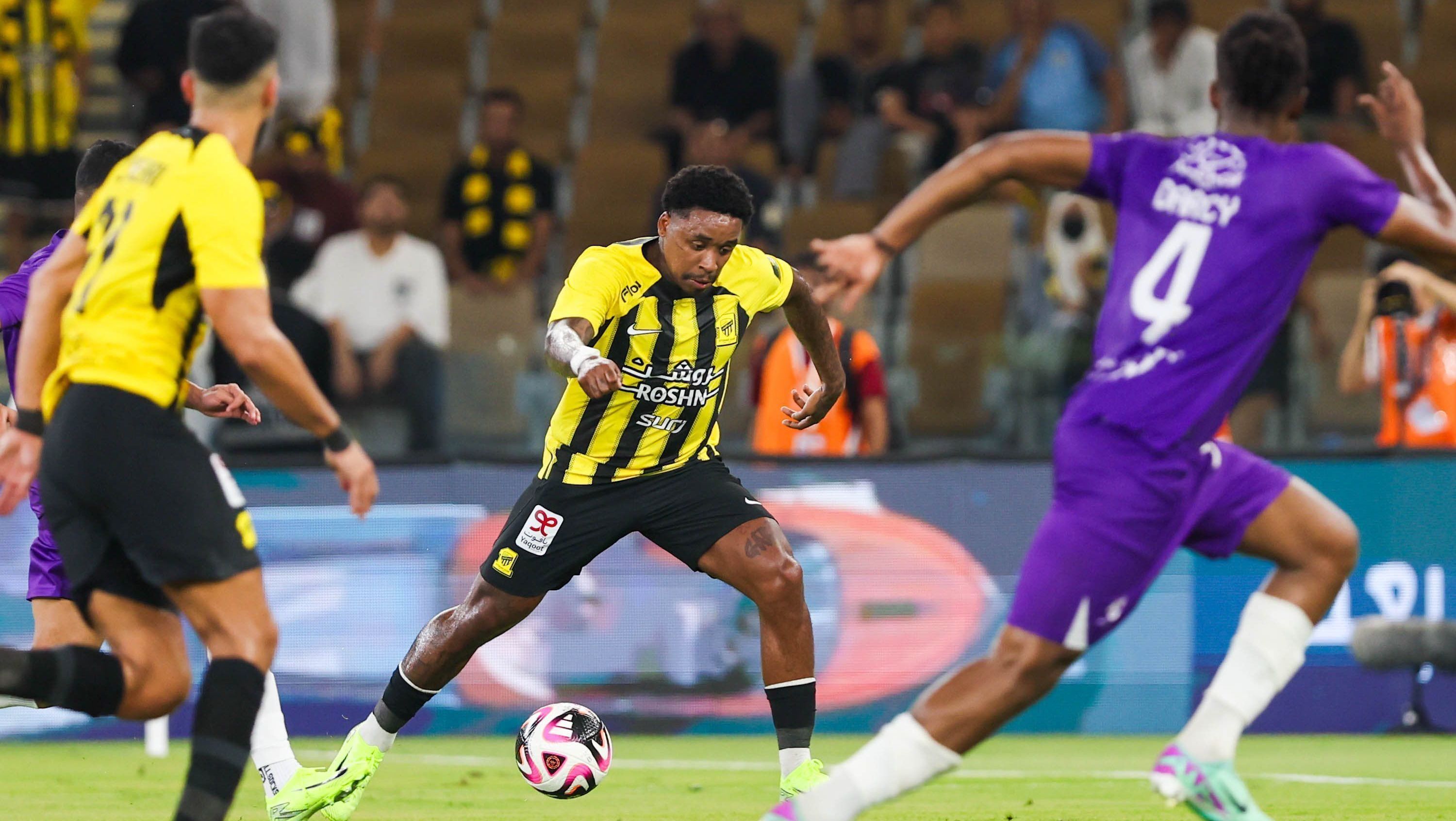 Steven Bergwijn do Al-Ittihad