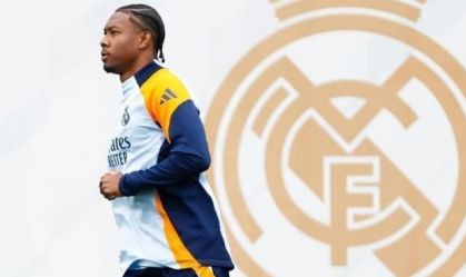 David Alaba em treino do Real Madrid