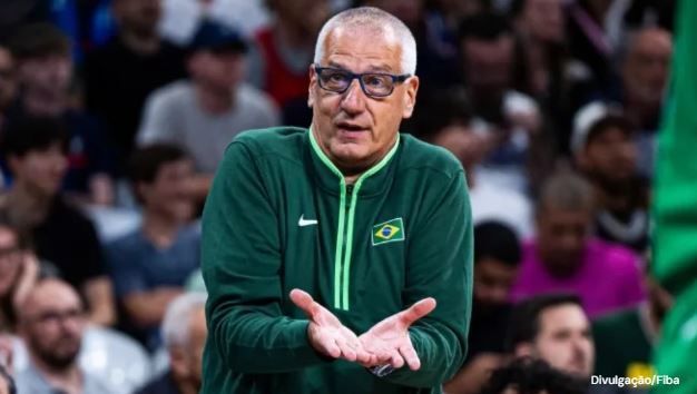 Aleksandar Petrovic técnico da Seleção Brasileira de Basquete