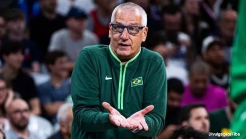 Aleksandar Petrovic técnico da Seleção Brasileira de Basquete