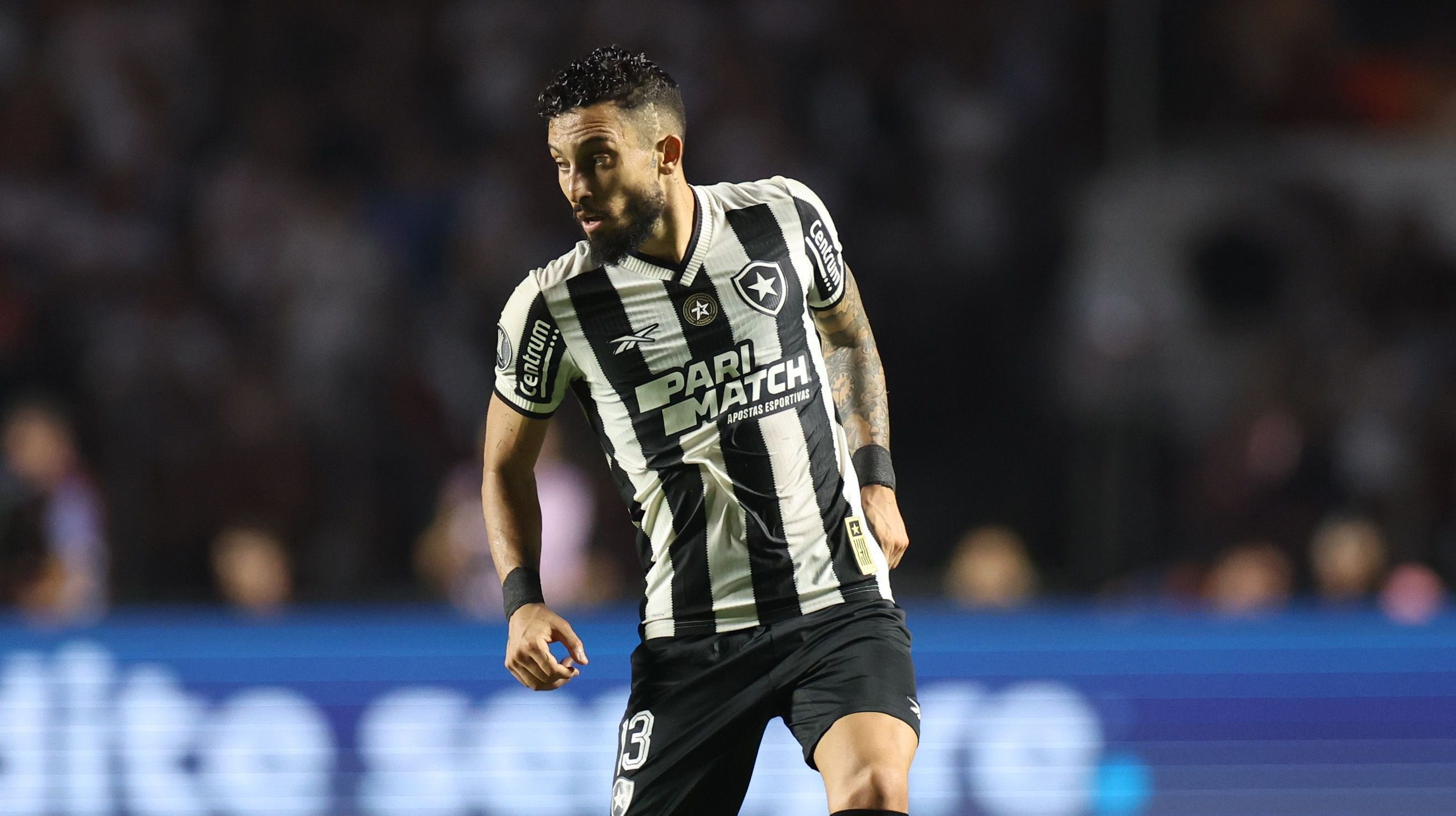 Alex Telles - lateral