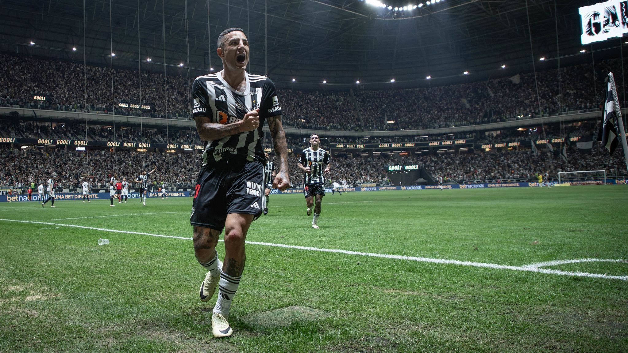 Arana marcou pelo Atlético-MG na vitória contra o Vasco