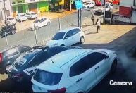 Vídeo: homem é morto a tiros na entrada de delegacia no RS