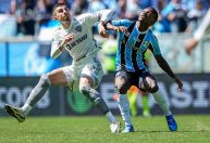 Brasileirão: desfalcados, Atlético-MG e Grêmio duelam em jogo atrasado