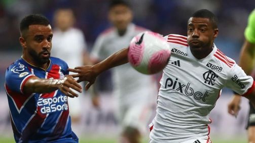 Lance de Bahia x Flamengo pela 29ª rodada do Campeonato Brasileiro