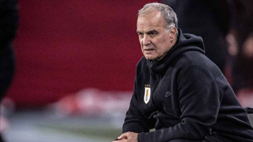 O técnico Marcelo Bielsa em Peru 1 x 0 Uruguai