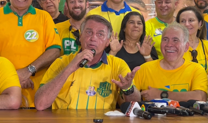 Jair Bolsonaro fala sobre Michelle