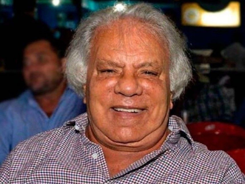 • Reprodução