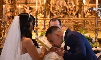 João Gomes faz votos de amor e canta para Ary Mirelle em casamento; veja