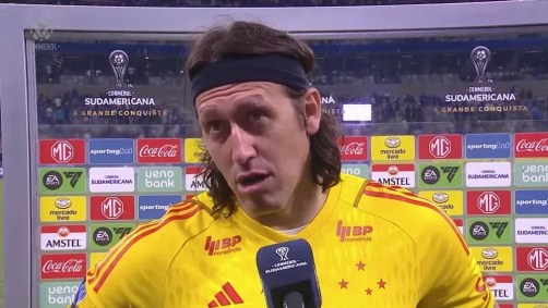 Cássio lamentou empate contra o Lanús no Mineirão