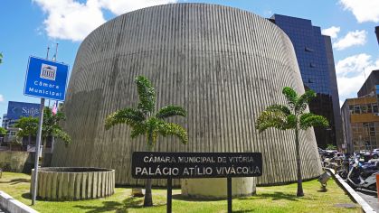 Fachada da Câmara Municipal de Vitória, no Espírito Santo