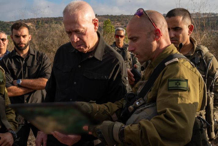 Ministro da Defesa de Israel, Yoav Gallant acompanha tropas no norte • Ariel Hermoni/Defense Ministry via CNN Newsource