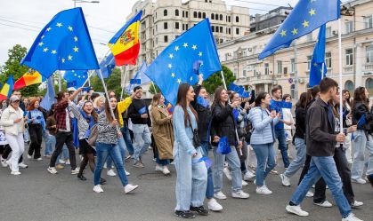 Moscou acusa Moldova de impedir votos de eleitores que vivem na Rússia
