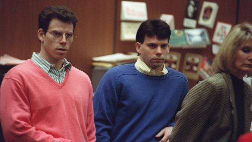 Irmãos Menendez em audiência criminal em 1992