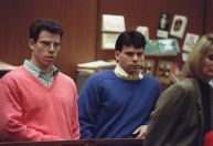 Irmãos Menendez: veja os próximos passos após promotor recomendar nova sentença