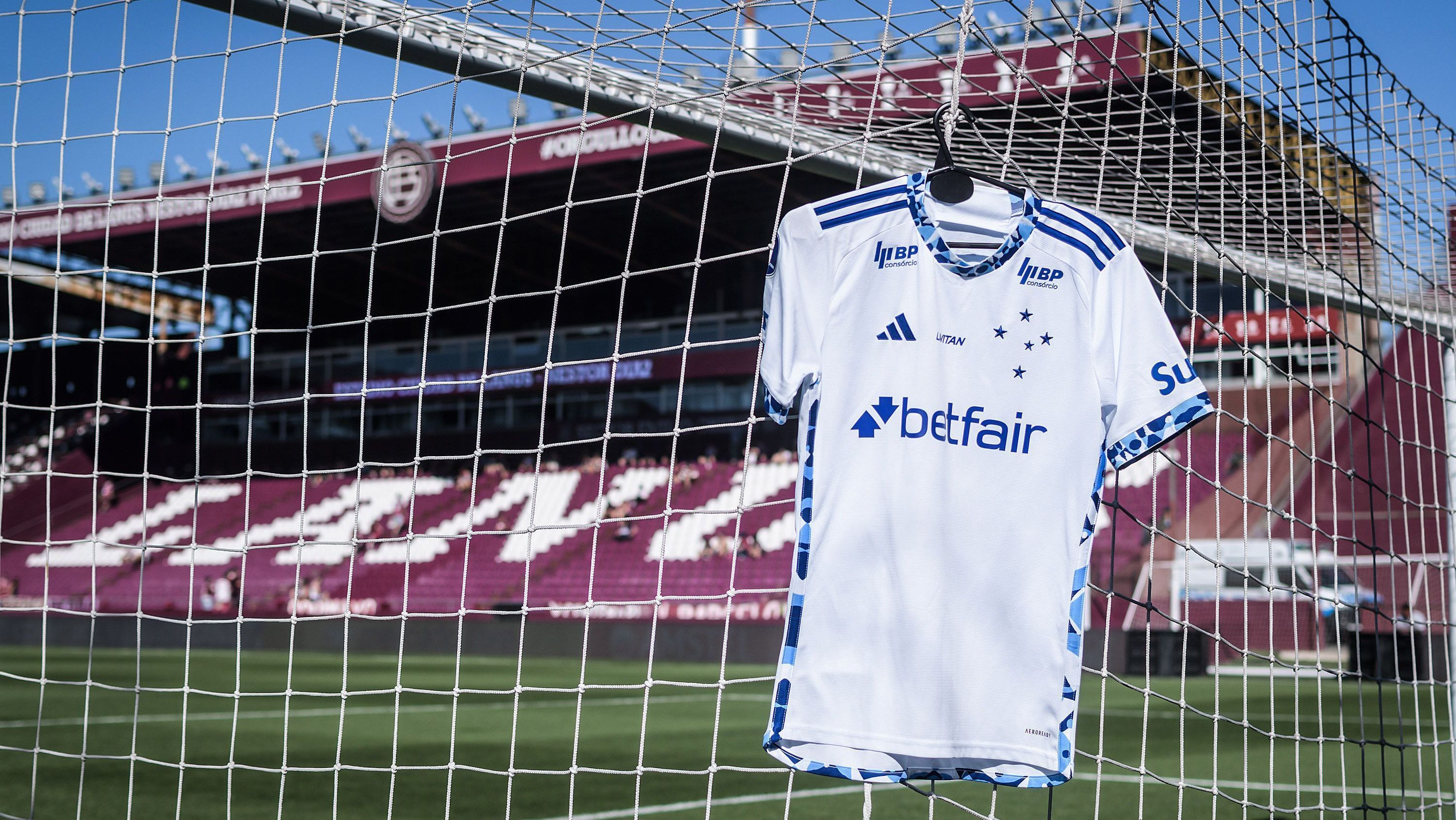 Lanús x Cruzeiro, em La Fortaleza, em Buenos Aires