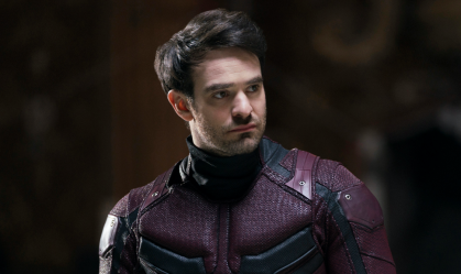 Charlie Cox como o Demolidor