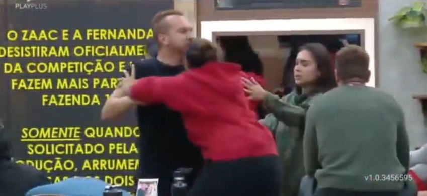 Zé Love se revolta ao saber que Zaac e Fernanda Campos desistiram de A Fazenda 16 • Reprodução/R7