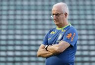 Corinthians fica por detalhes de acertar com Dorival Júnior