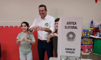 Doutor Furlan, do MDB, é reeleito prefeito de Macapá